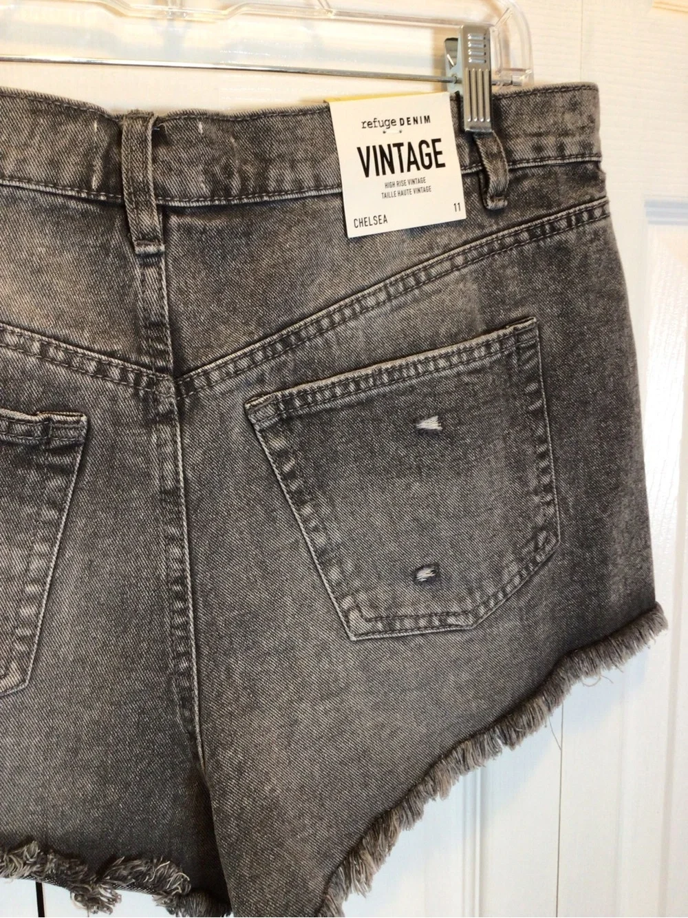 Refuge Chelsea Denim Shorts Womens 11 Black Distressed High Rise Jean Shorts NWT
